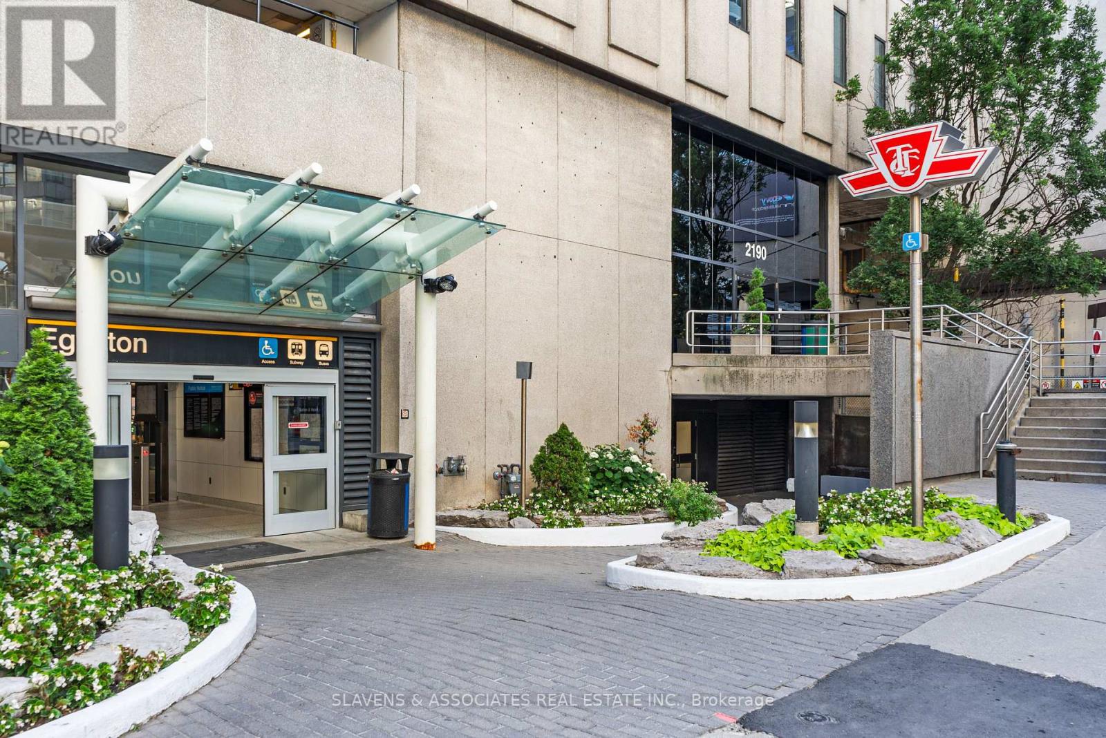 2303 - 2181 Yonge Street, Toronto, Ontario  M4S 3H7 - Photo 26 - C12712468