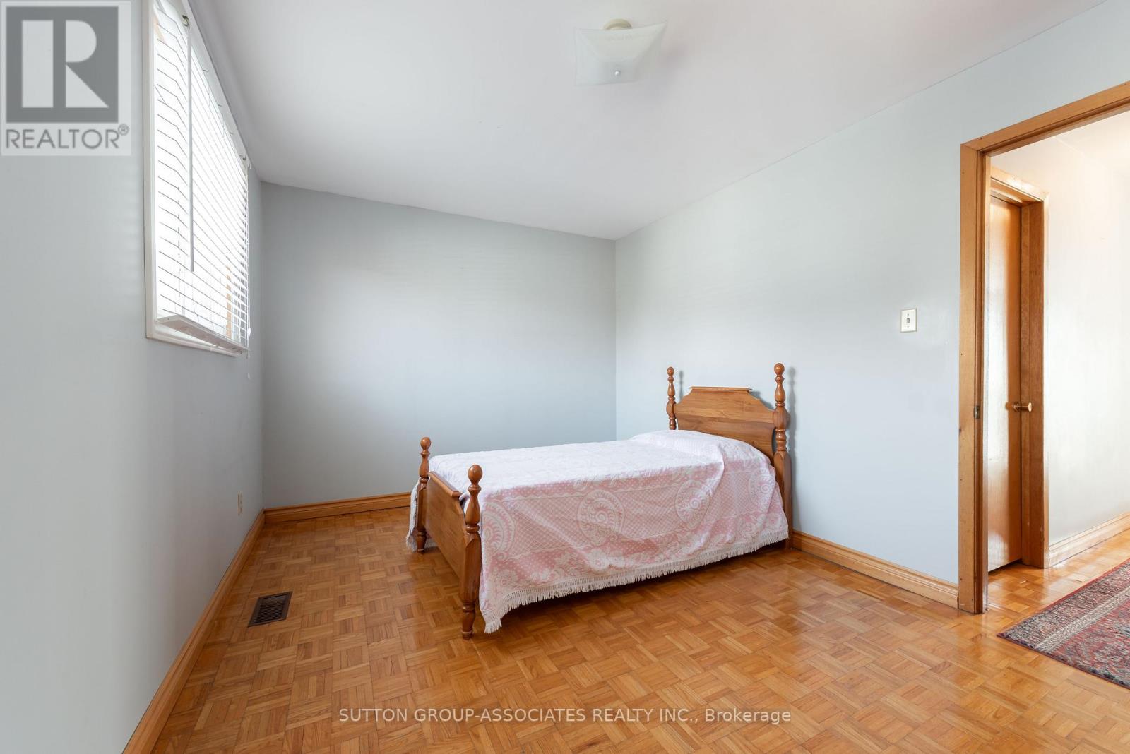 169 Wychwood Avenue, Toronto, Ontario  M6C 2T4 - Photo 16 - C12712480