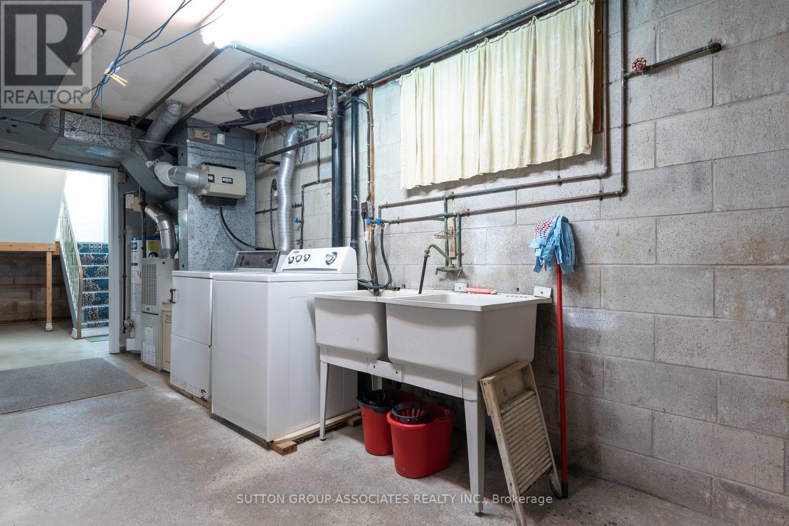 169 Wychwood Avenue, Toronto, Ontario  M6C 2T4 - Photo 23 - C12712480