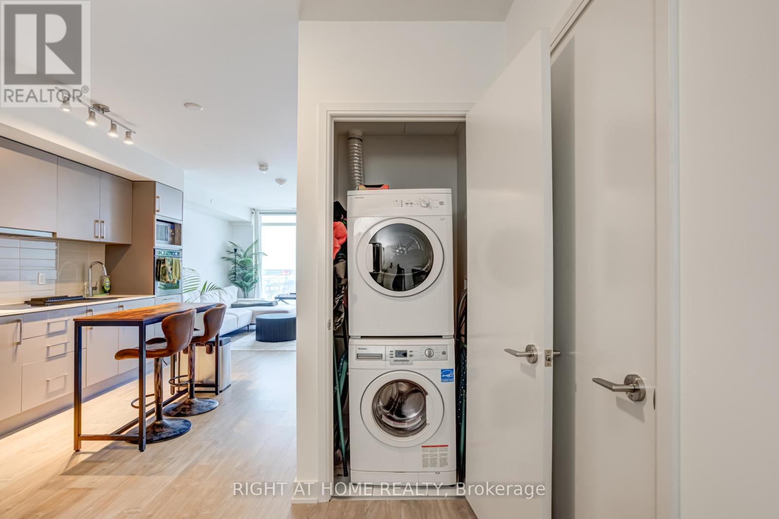 1205w - 27 Bathurst Street, Toronto, Ontario  M5V 2P1 - Photo 13 - C12712490