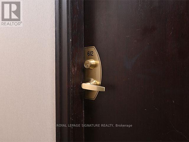 612 - 30 Grand Trunk Crescent, Toronto, Ontario  M5J 3A3 - Photo 2 - C12712500