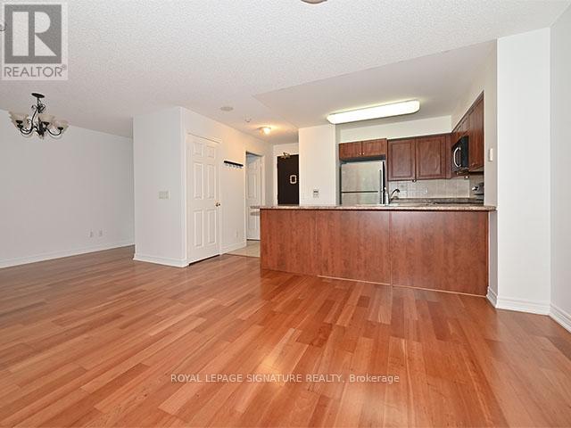 612 - 30 Grand Trunk Crescent, Toronto, Ontario  M5J 3A3 - Photo 3 - C12712500