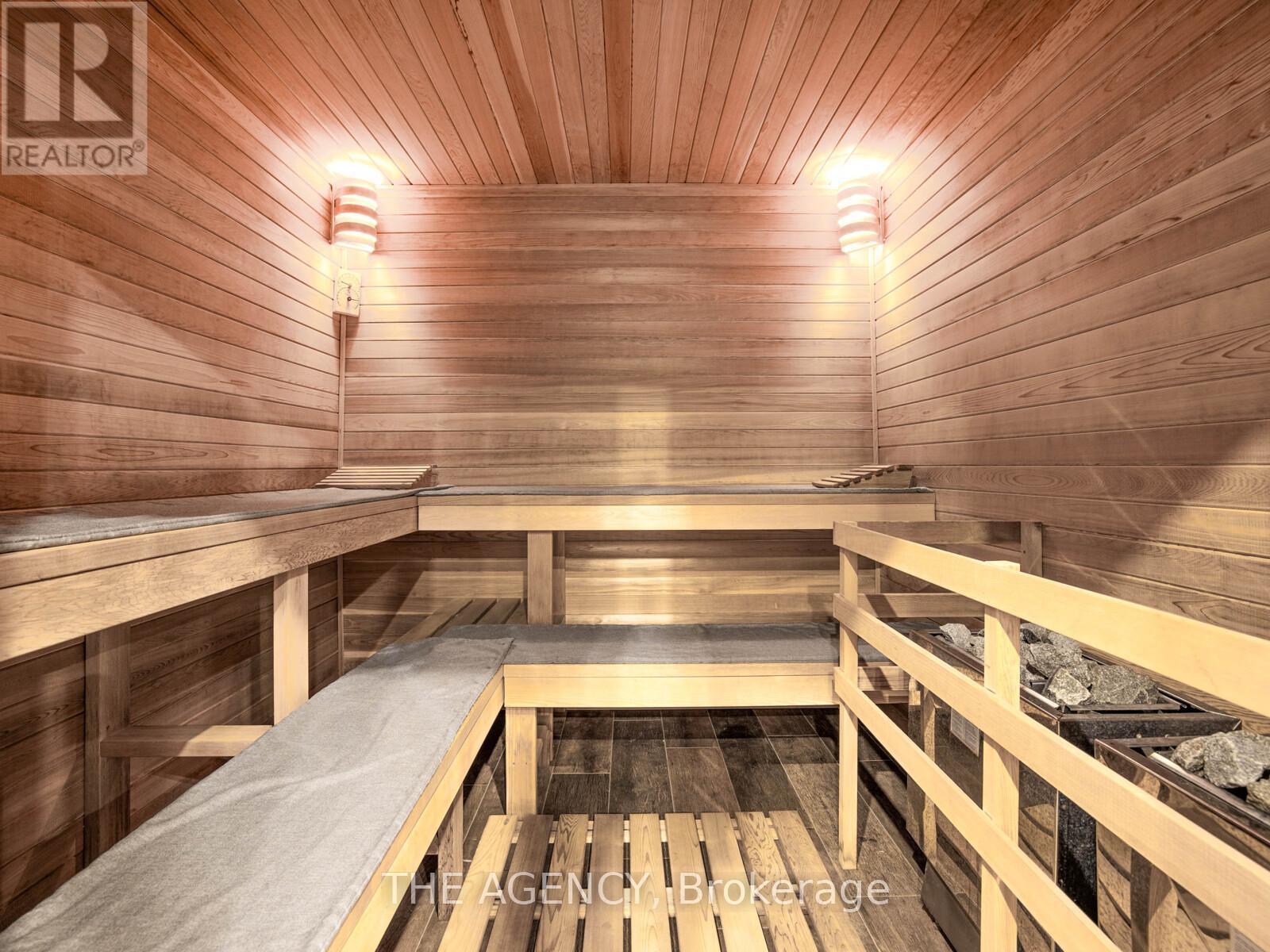 1 Suncrest Drive, Toronto, Ontario  M3C 2L1 - Photo 35 - C12712562