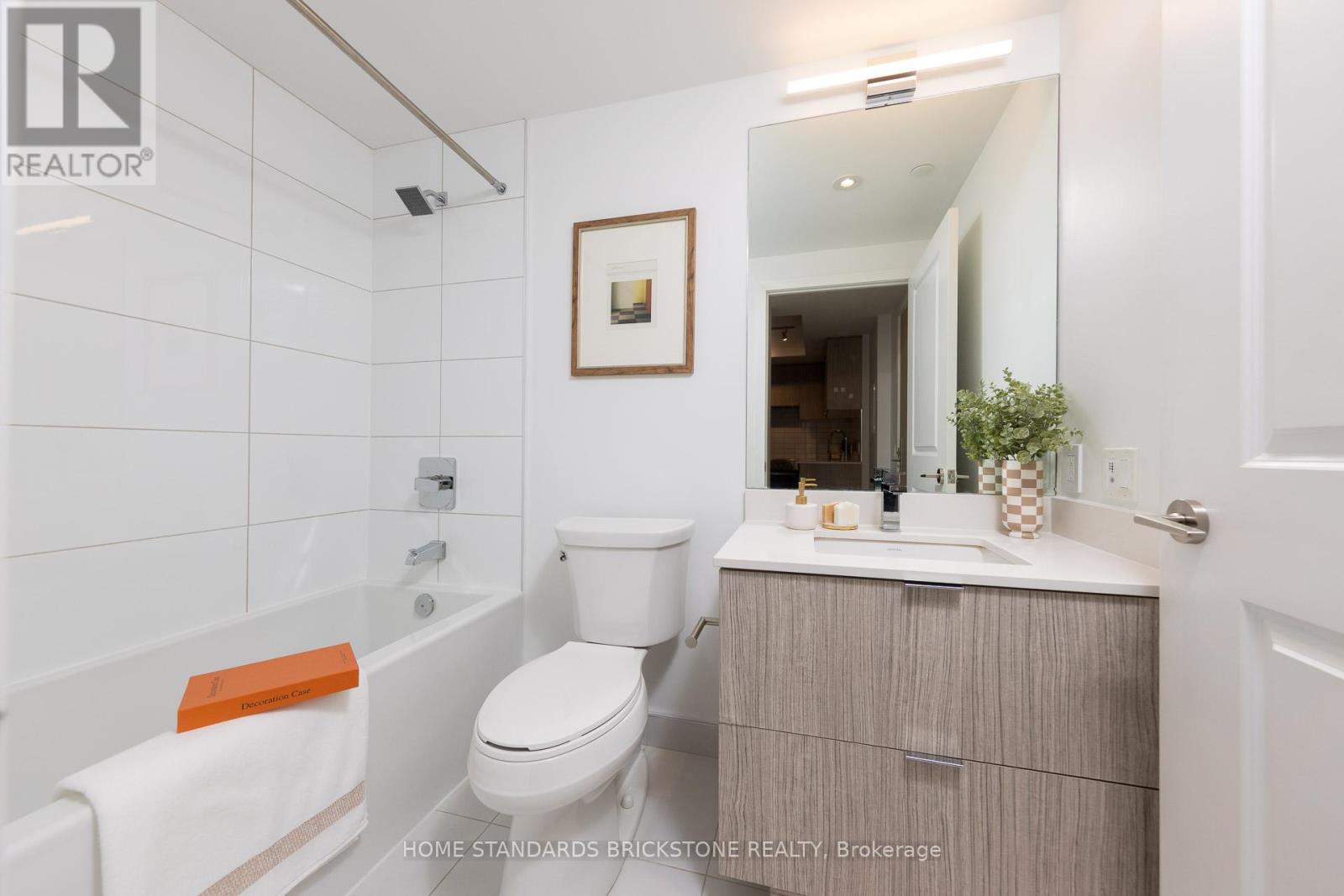 1604 - 395 Bloor Street E, Toronto, Ontario  M4W 0B4 - Photo 17 - C12712620