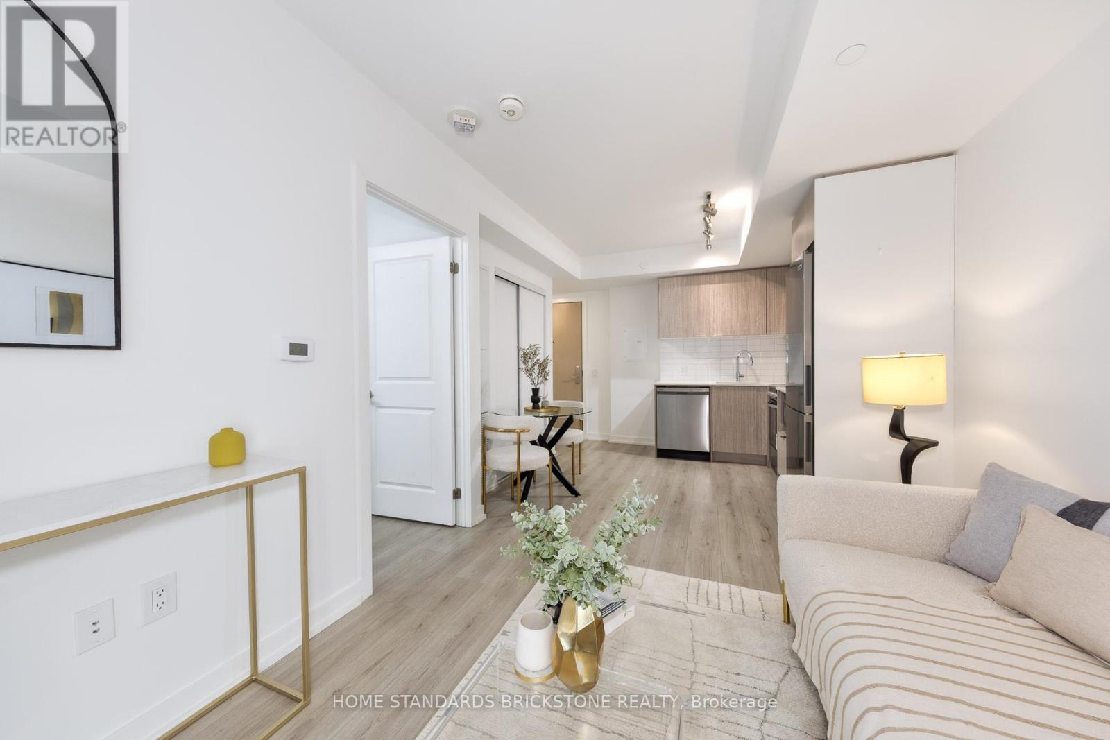 1604 - 395 Bloor Street E, Toronto, Ontario  M4W 0B4 - Photo 7 - C12712620