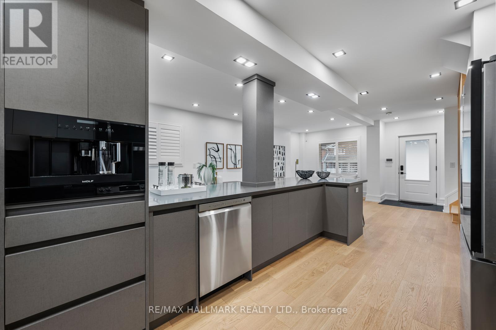 86 Albertus Avenue, Toronto, Ontario  M4R 1J7 - Photo 19 - C12712730