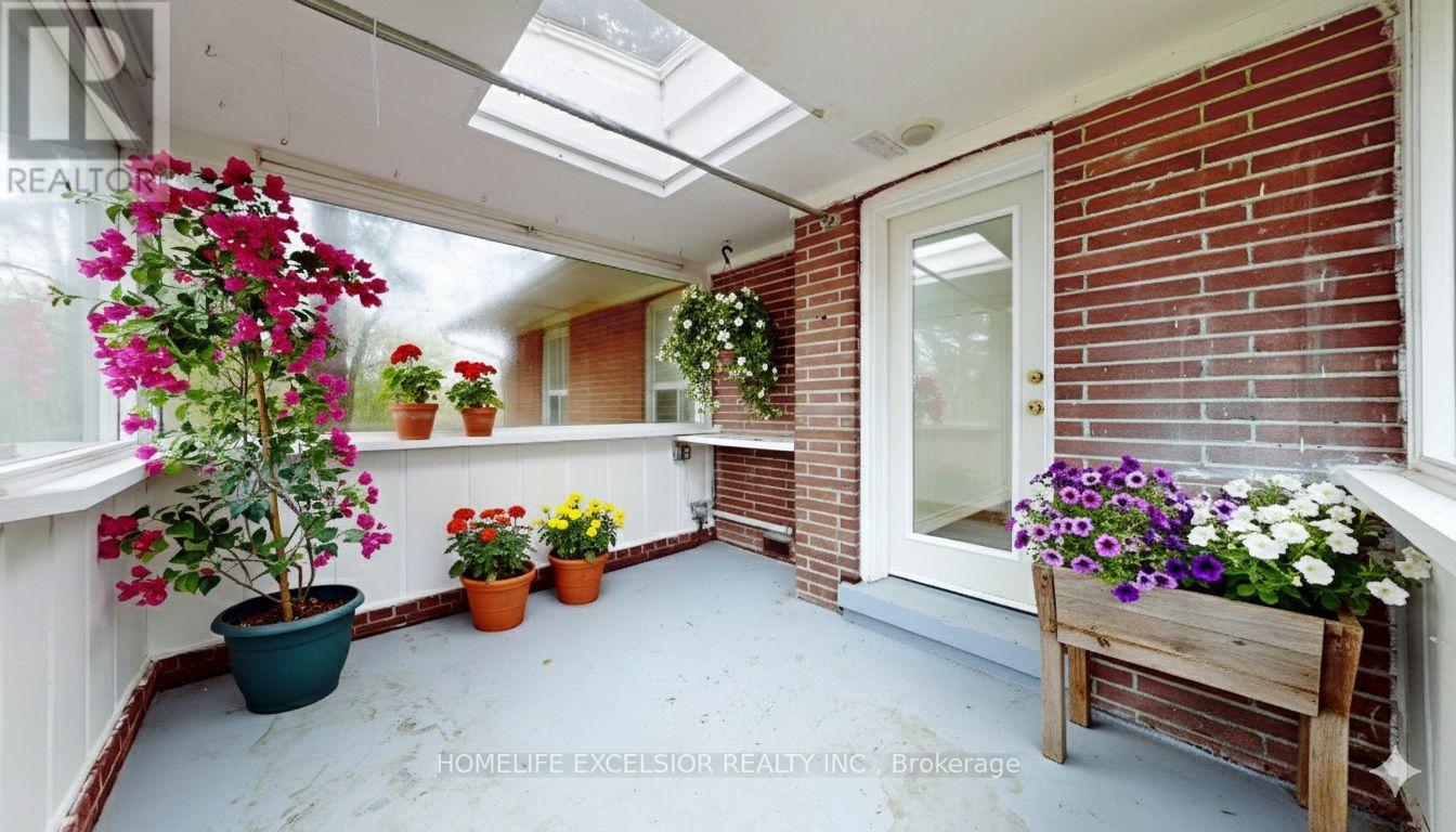 74 Glen Watford Drive W, Toronto, Ontario  M1S 2C5 - Photo 19 - E12712478