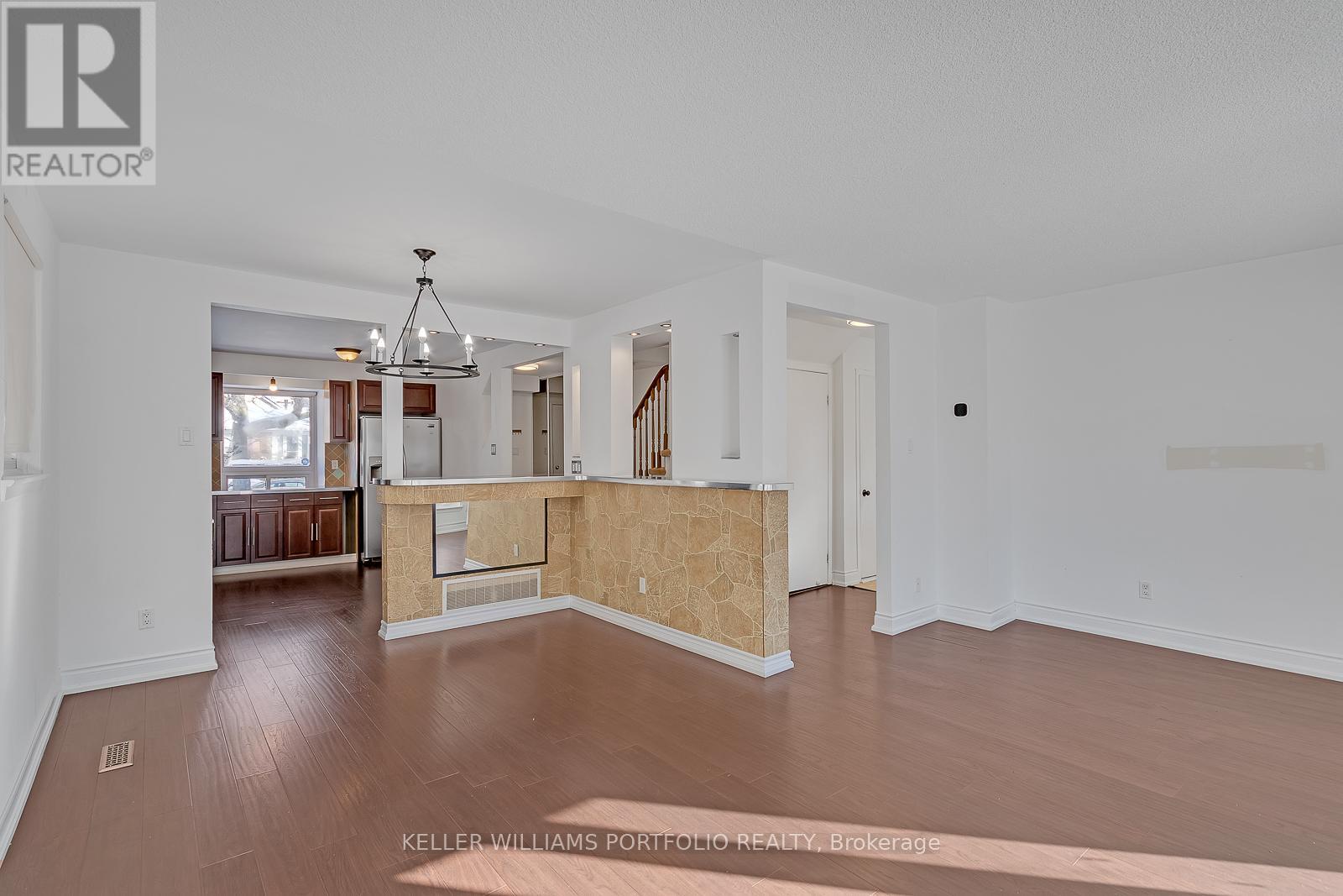 37 Banner Crescent, Ajax, Ontario  L1S 3S8 - Photo 16 - E12712494
