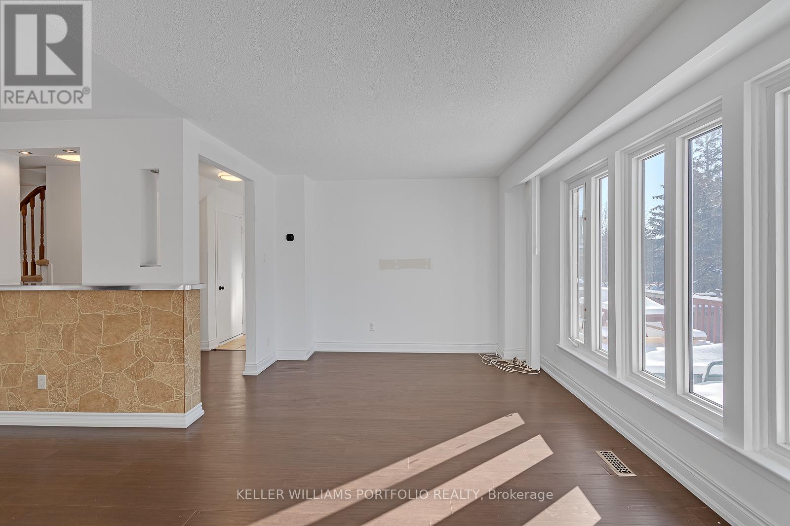 37 Banner Crescent, Ajax, Ontario  L1S 3S8 - Photo 17 - E12712494