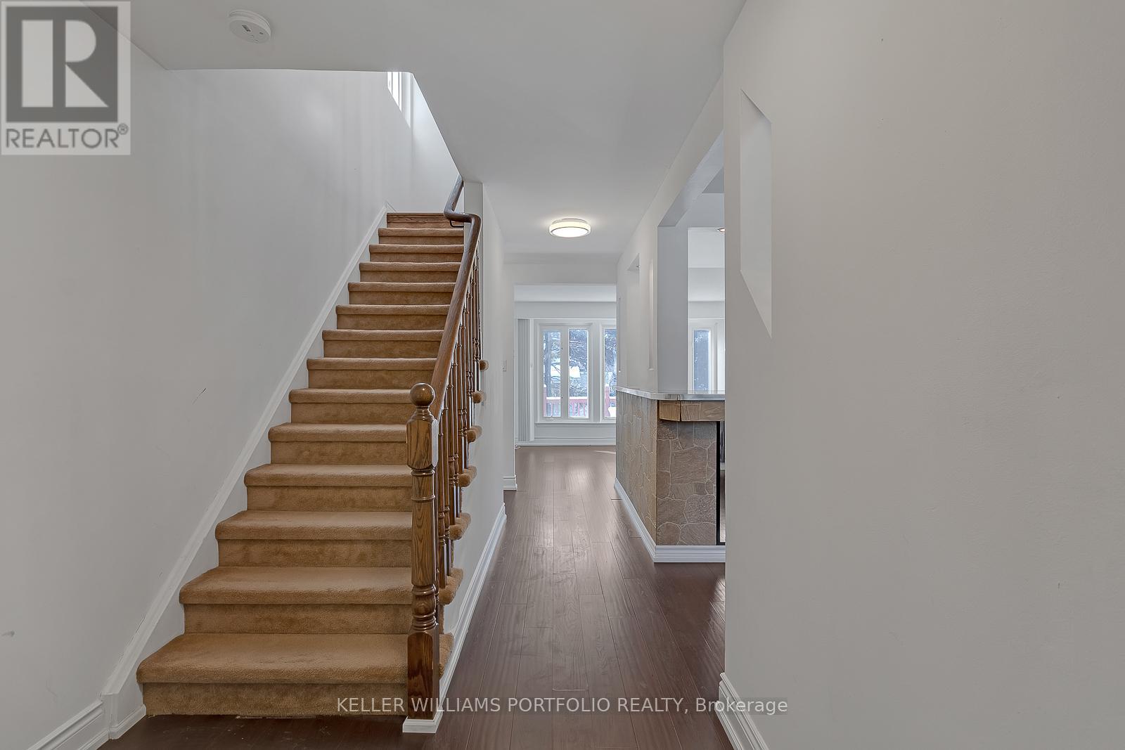 37 Banner Crescent, Ajax, Ontario  L1S 3S8 - Photo 2 - E12712494