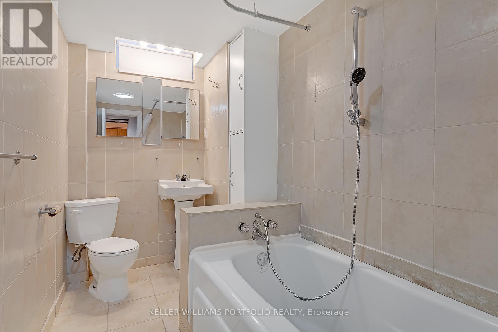 37 Banner Crescent, Ajax, Ontario  L1S 3S8 - Photo 35 - E12712494