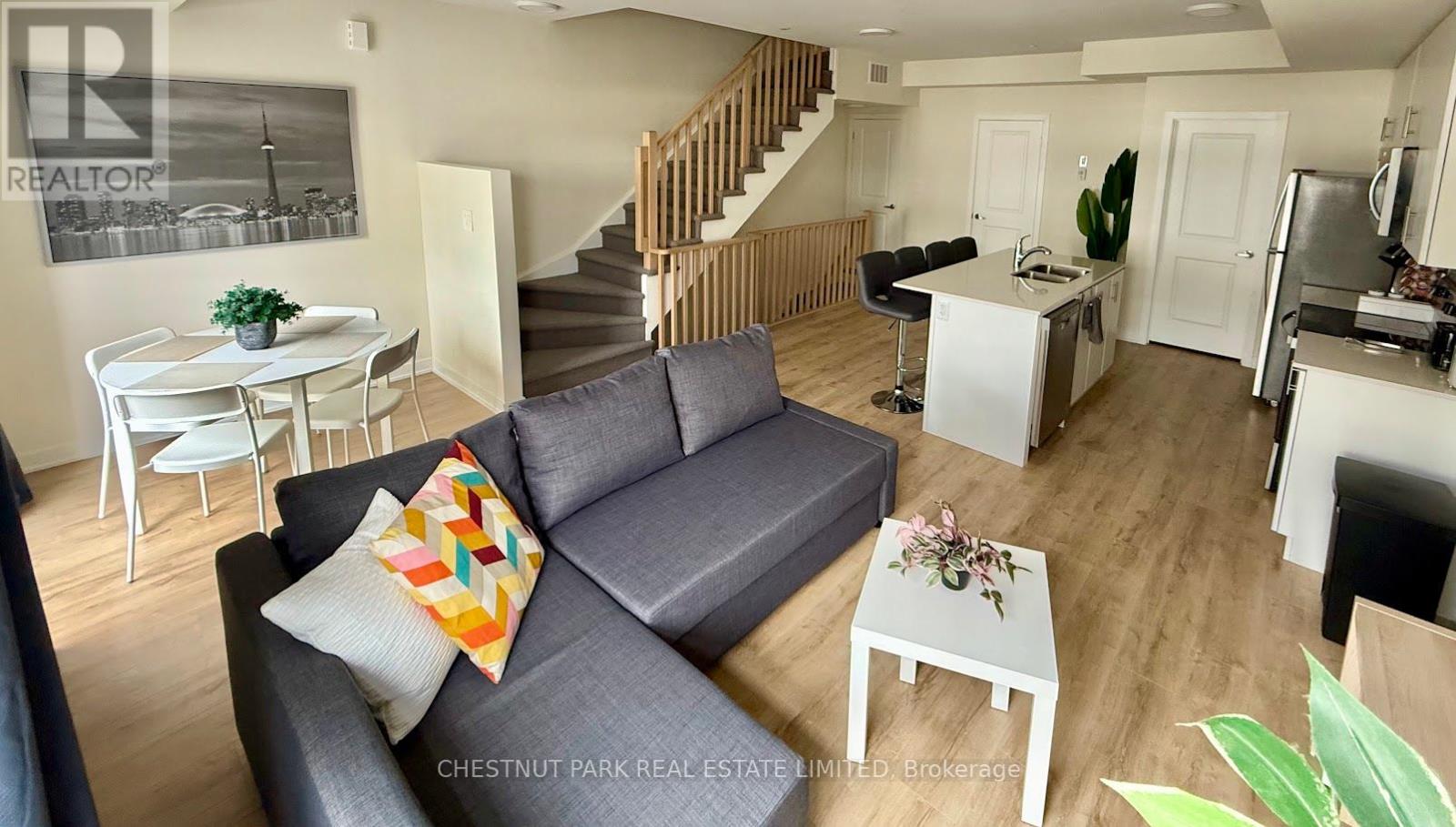 204 - 755 Omega Drive, Pickering, Ontario  L1V 0H1 - Photo 1 - E12712584