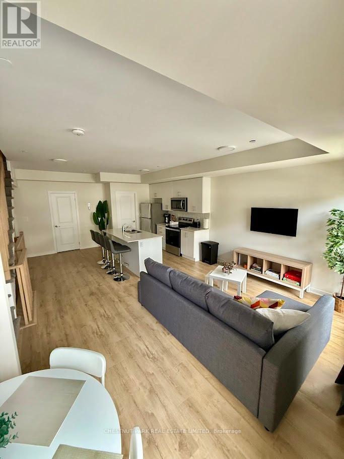 204 - 755 Omega Drive, Pickering, Ontario  L1V 0H1 - Photo 3 - E12712584