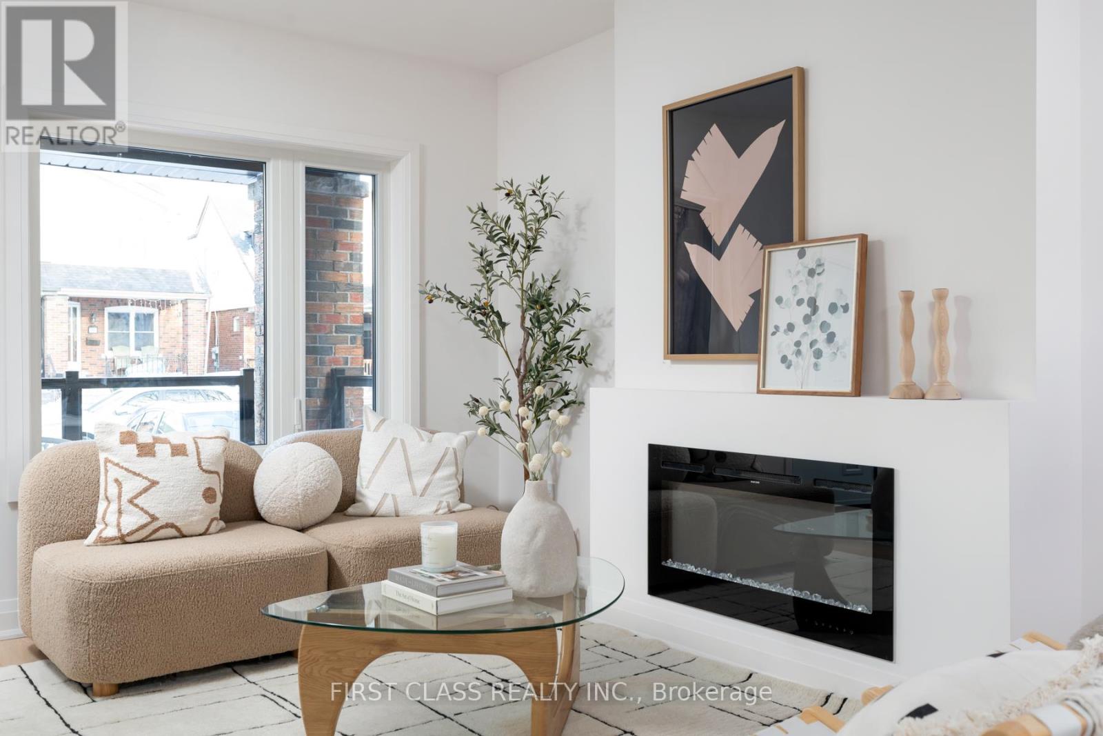 38 Bonnie Brae Boulevard, Toronto, Ontario  M4J 4N2 - Photo 10 - E12712612