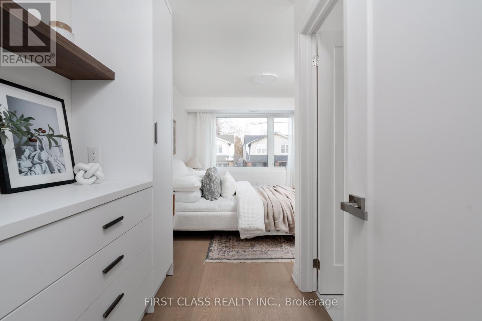 38 Bonnie Brae Boulevard, Toronto, Ontario  M4J 4N2 - Photo 27 - E12712612