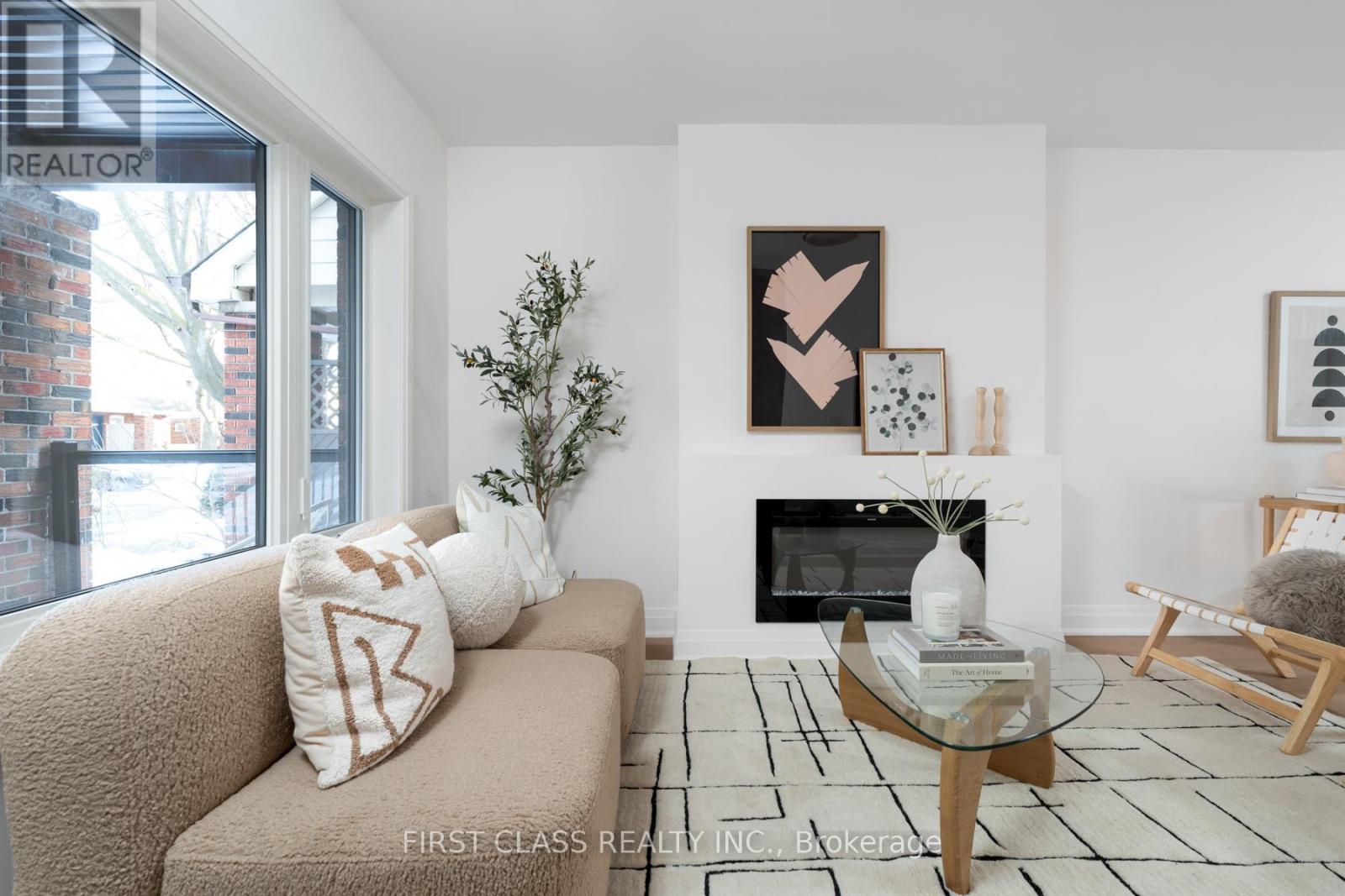 38 Bonnie Brae Boulevard, Toronto, Ontario  M4J 4N2 - Photo 8 - E12712612