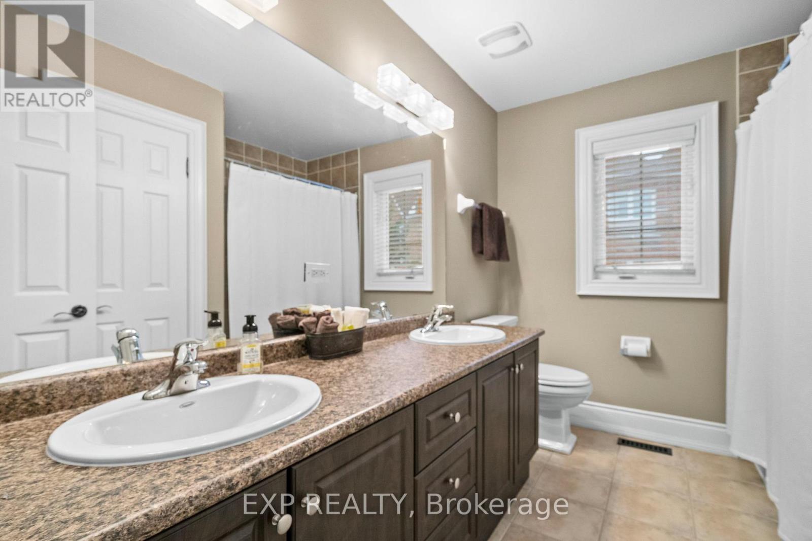 13 - 450 Worthington Avenue, Richmond Hill, Ontario  L4E 0E5 - Photo 25 - N12712526