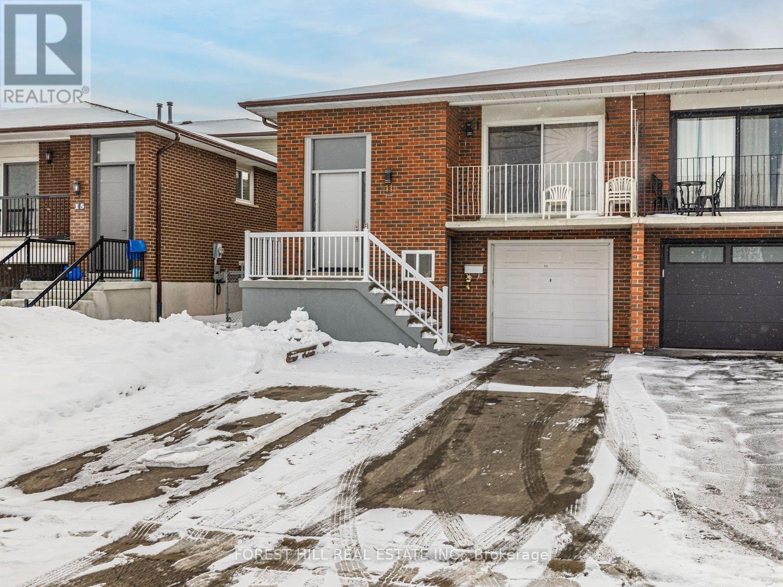 11 Albany Drive, Vaughan, Ontario  L4L 2X5 - Photo 3 - N12712540