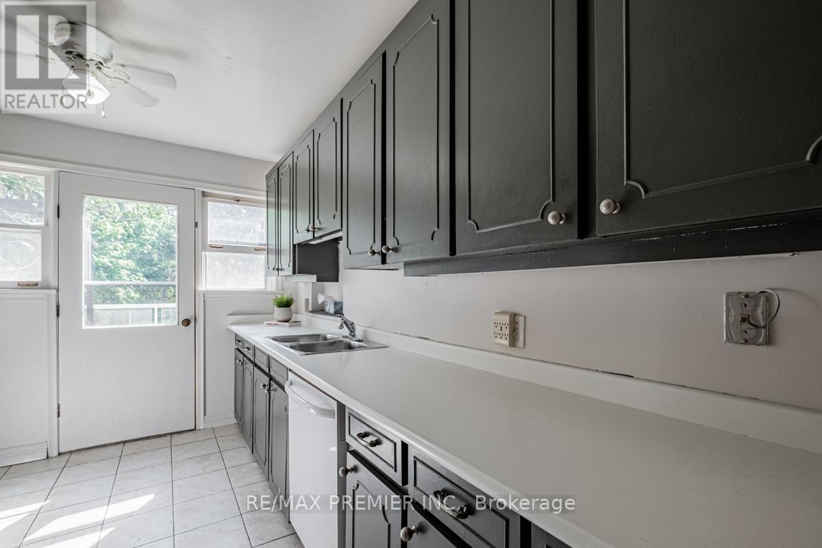 65 Wallace Street, Vaughan, Ontario  L4L 2P2 - Photo 17 - N12712568