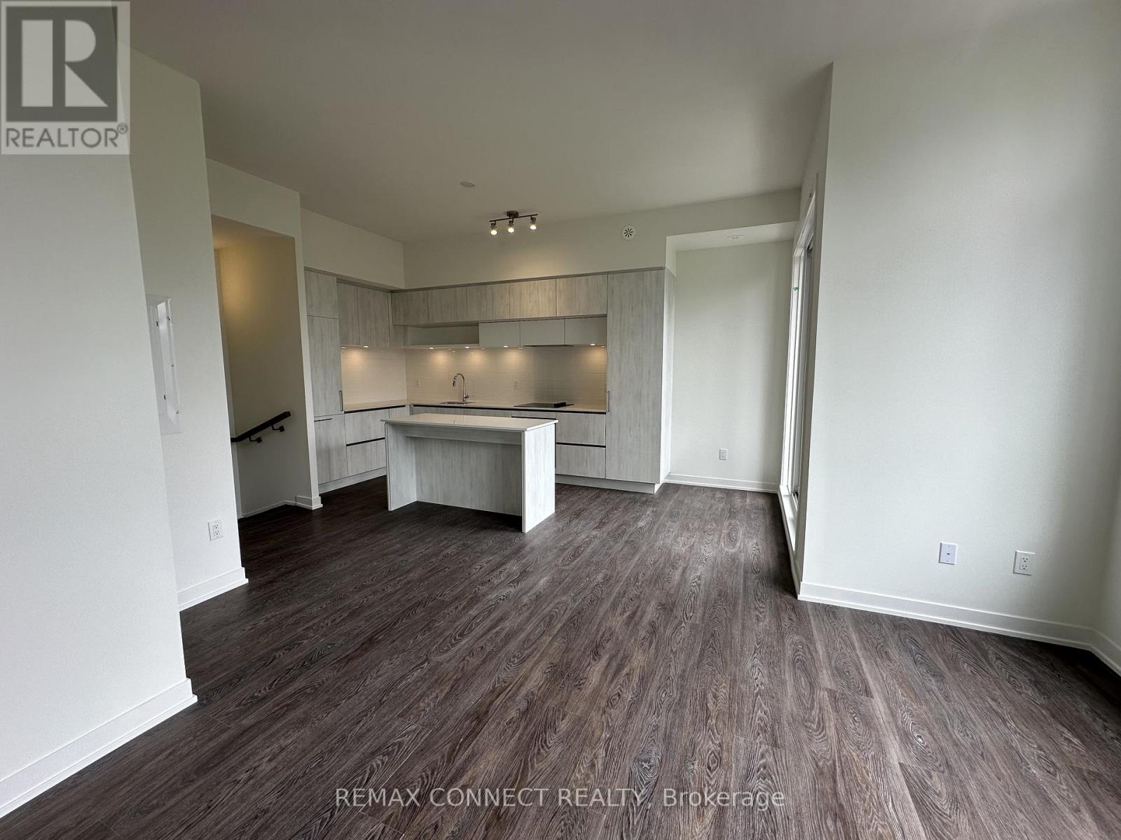 1518 - 11 David Eyer Road, Richmond Hill, Ontario  L4S 0N2 - Photo 7 - N12712580