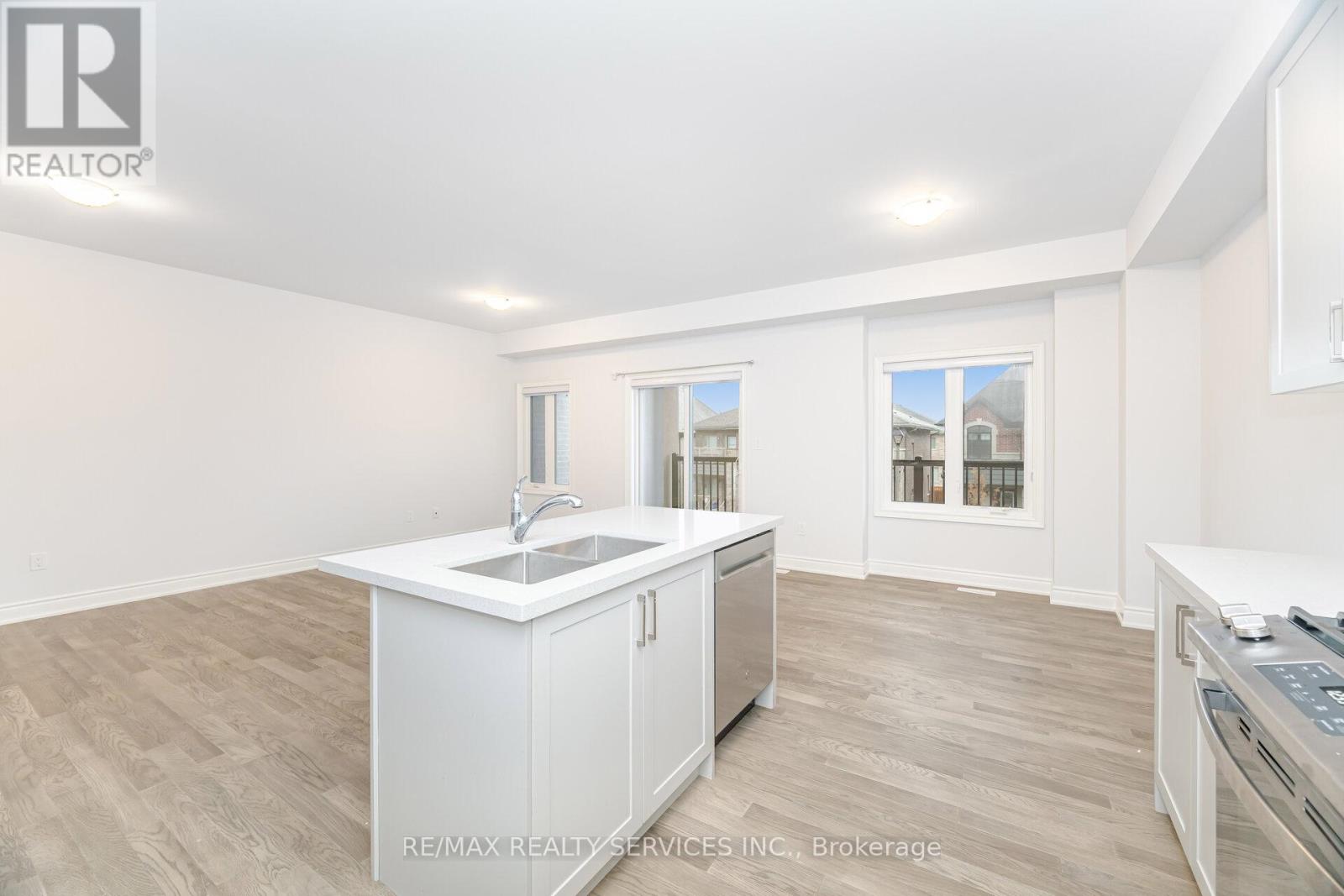 24 Alan Williams Trail, Uxbridge, Ontario  L9P 0R6 - Photo 15 - N12712596