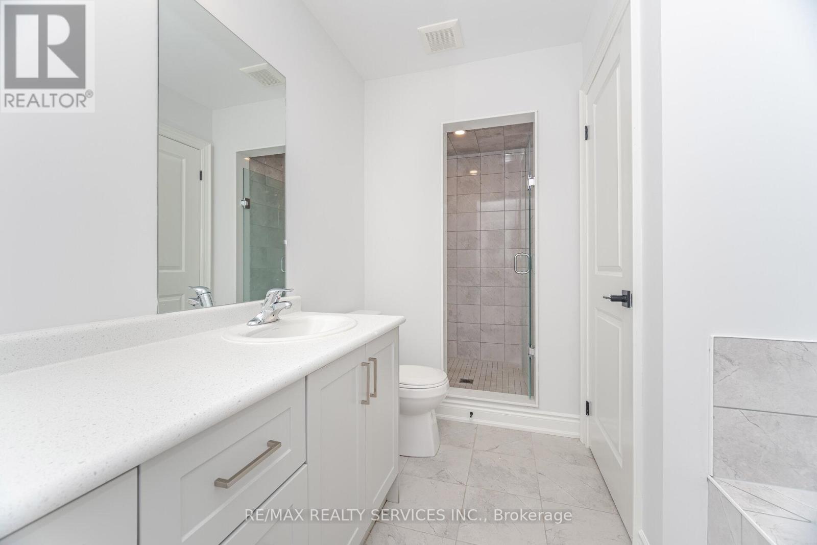 24 Alan Williams Trail, Uxbridge, Ontario  L9P 0R6 - Photo 32 - N12712596