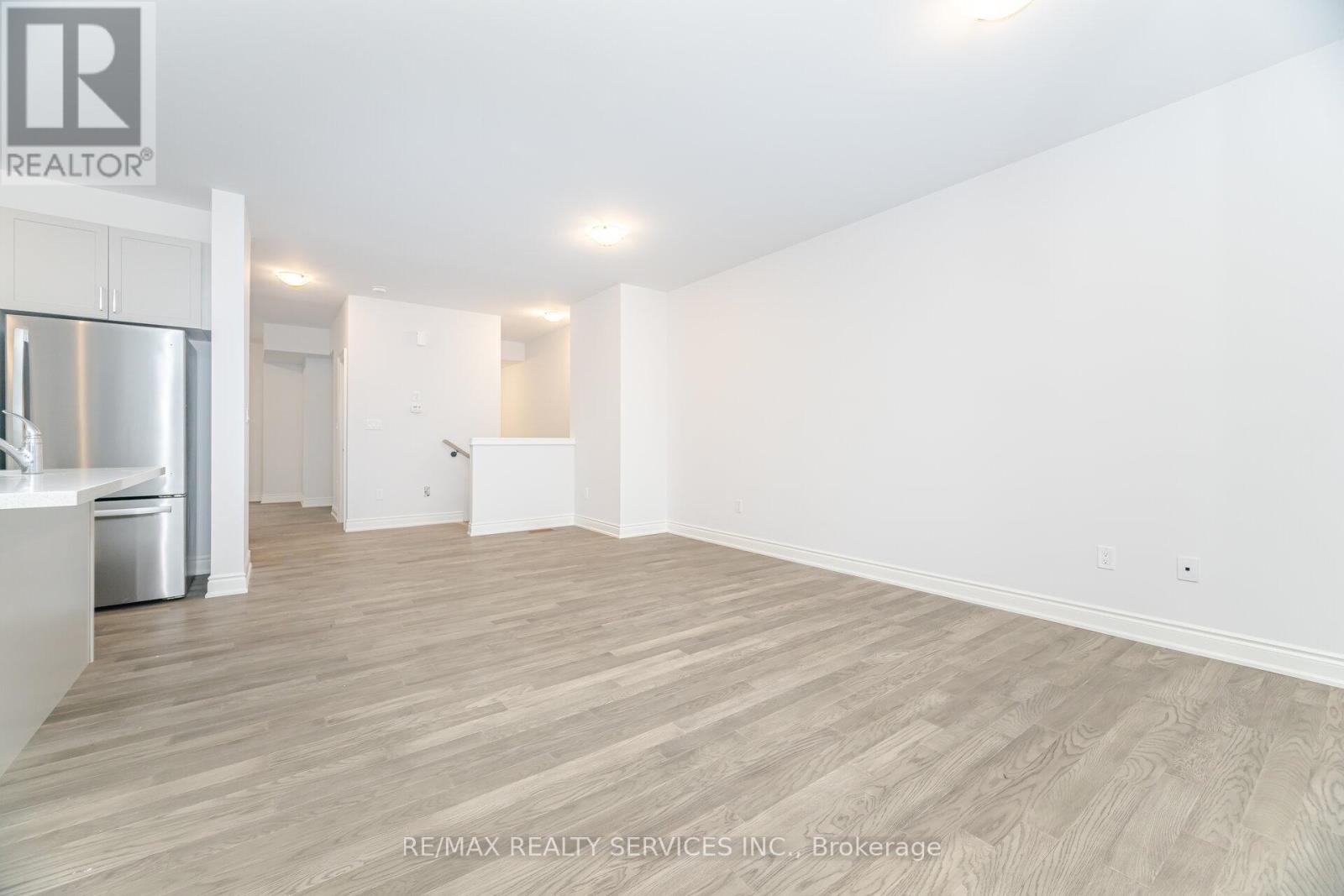 24 Alan Williams Trail, Uxbridge, Ontario  L9P 0R6 - Photo 9 - N12712596