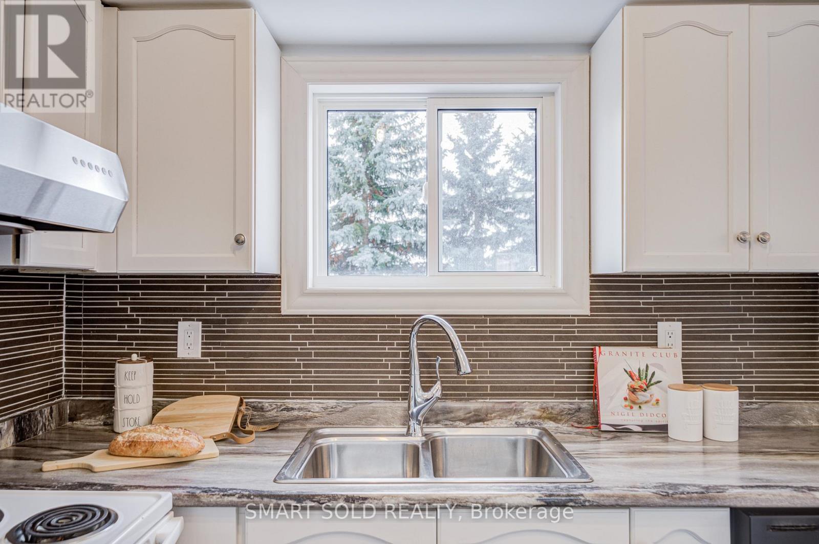 65 Kelso Crescent, Vaughan, Ontario  L6A 2C8 - Photo 18 - N12712600