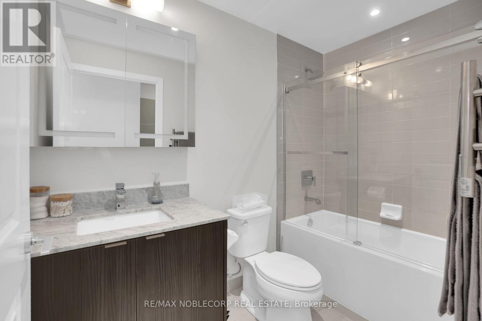 731 - 100 Eagle Rock Way, Vaughan, Ontario  L6A 5B9 - Photo 18 - N12712692