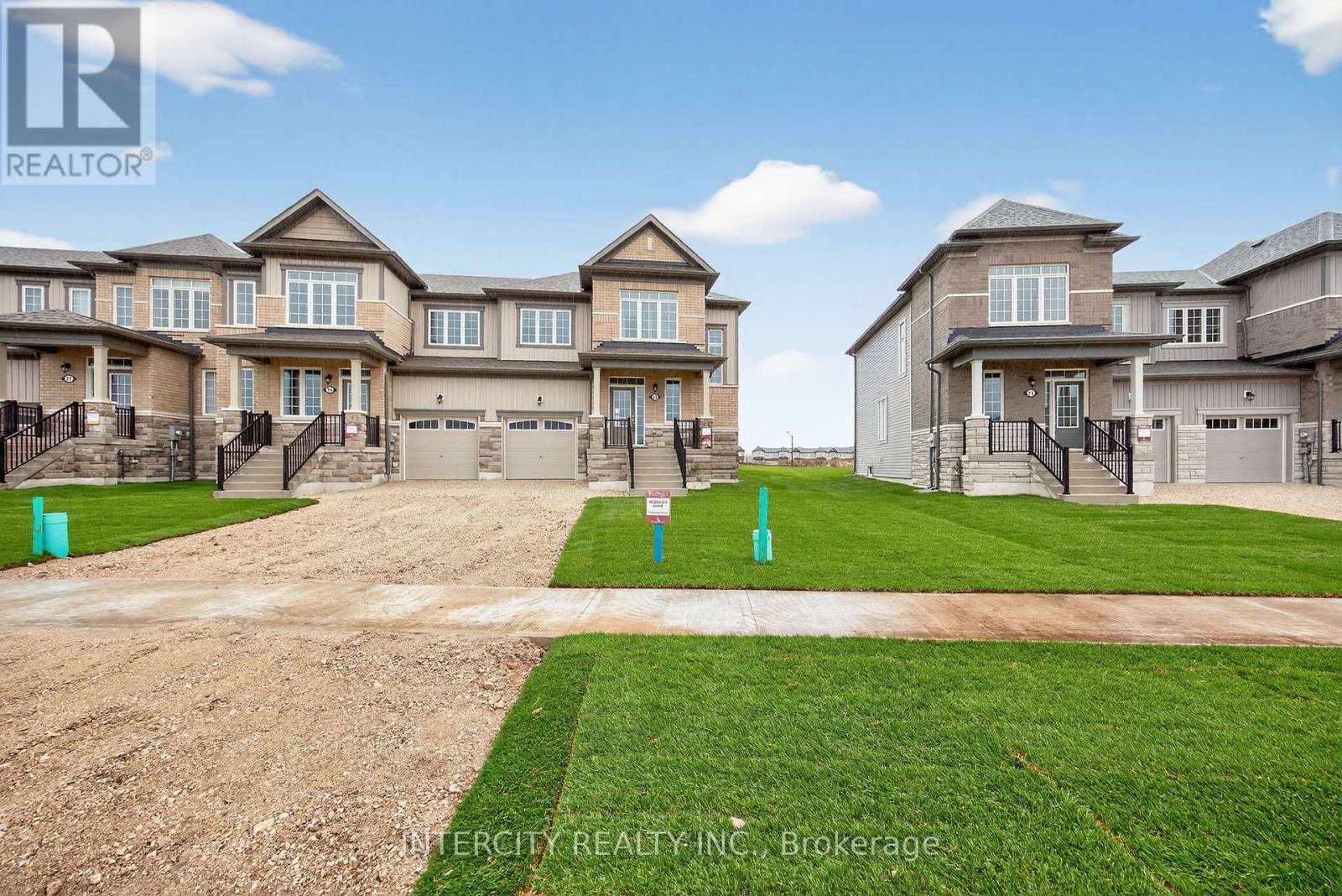 13 Avalon Drive, Wasaga Beach, Ontario  L9R 0M2 - Photo 2 - S12712424