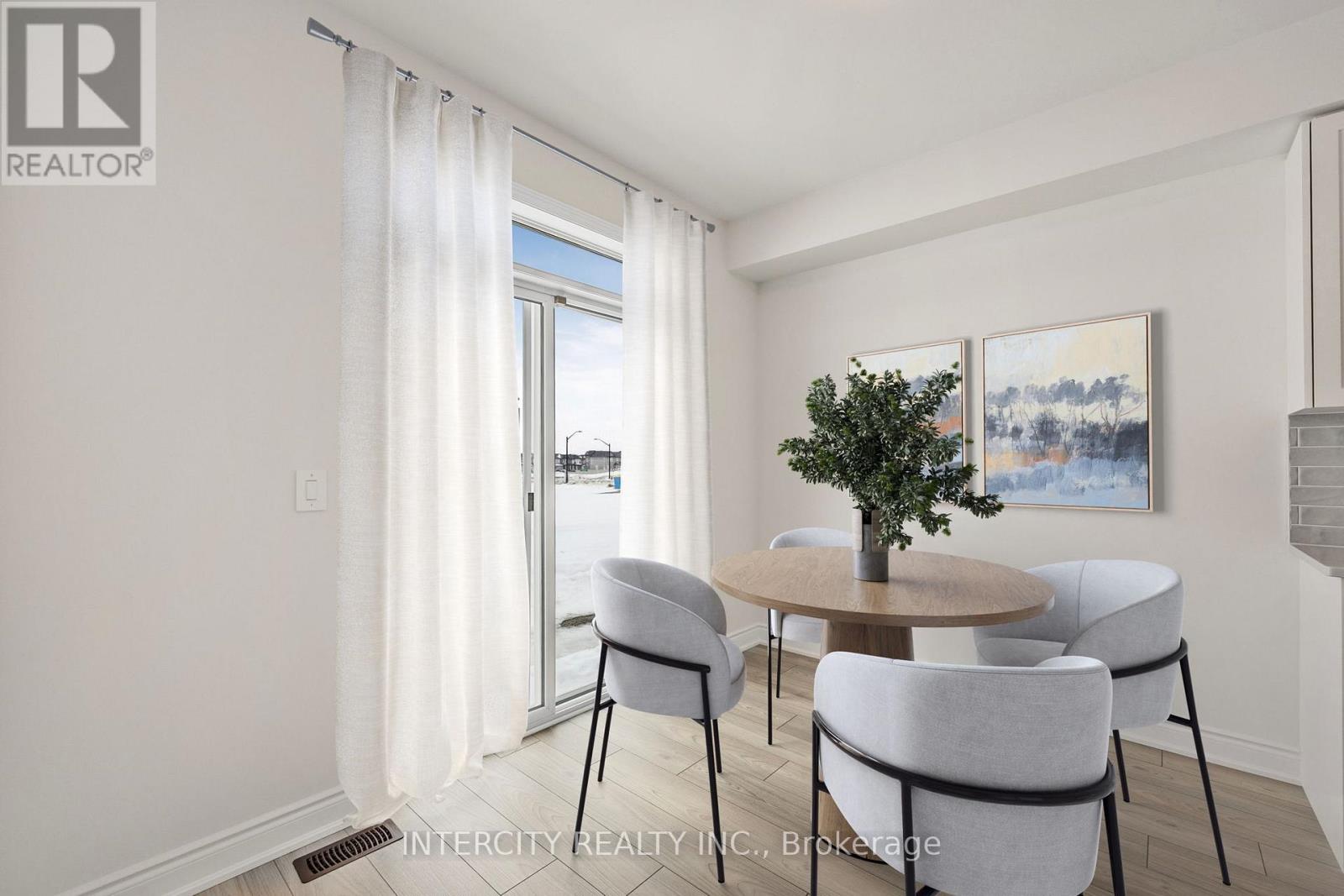 11 Avalon Drive, Wasaga Beach, Ontario  L9R 0M2 - Photo 30 - S12712432