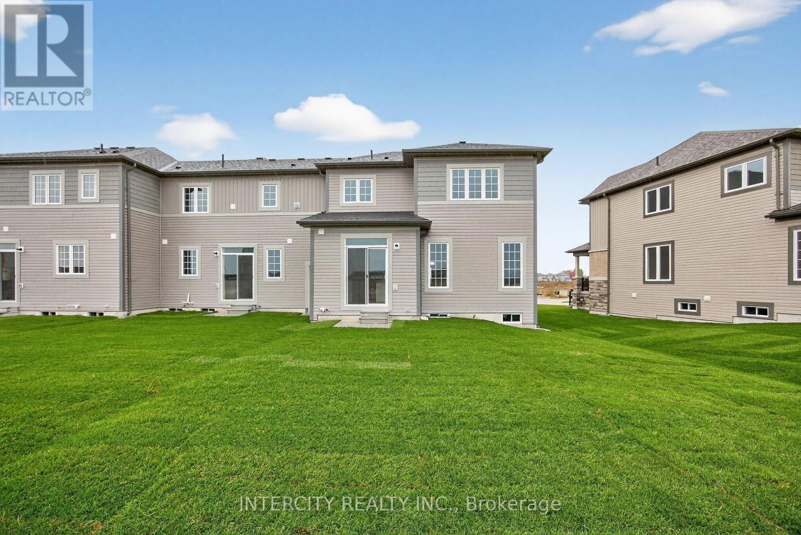 11 Avalon Drive, Wasaga Beach, Ontario  L9R 0M2 - Photo 42 - S12712432