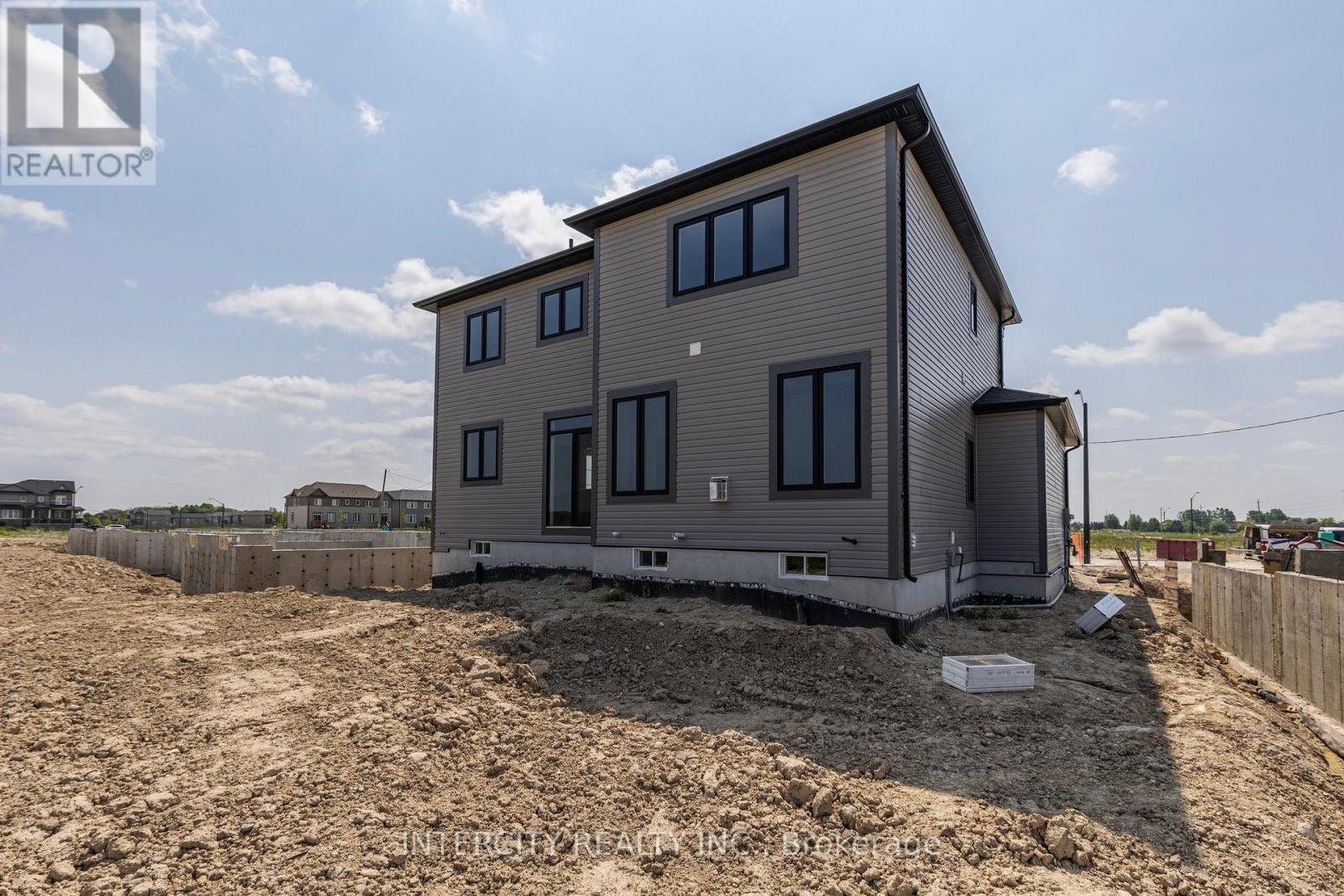 36 Legacy Circle, Wasaga Beach, Ontario  L9Z 0M5 - Photo 42 - S12712434