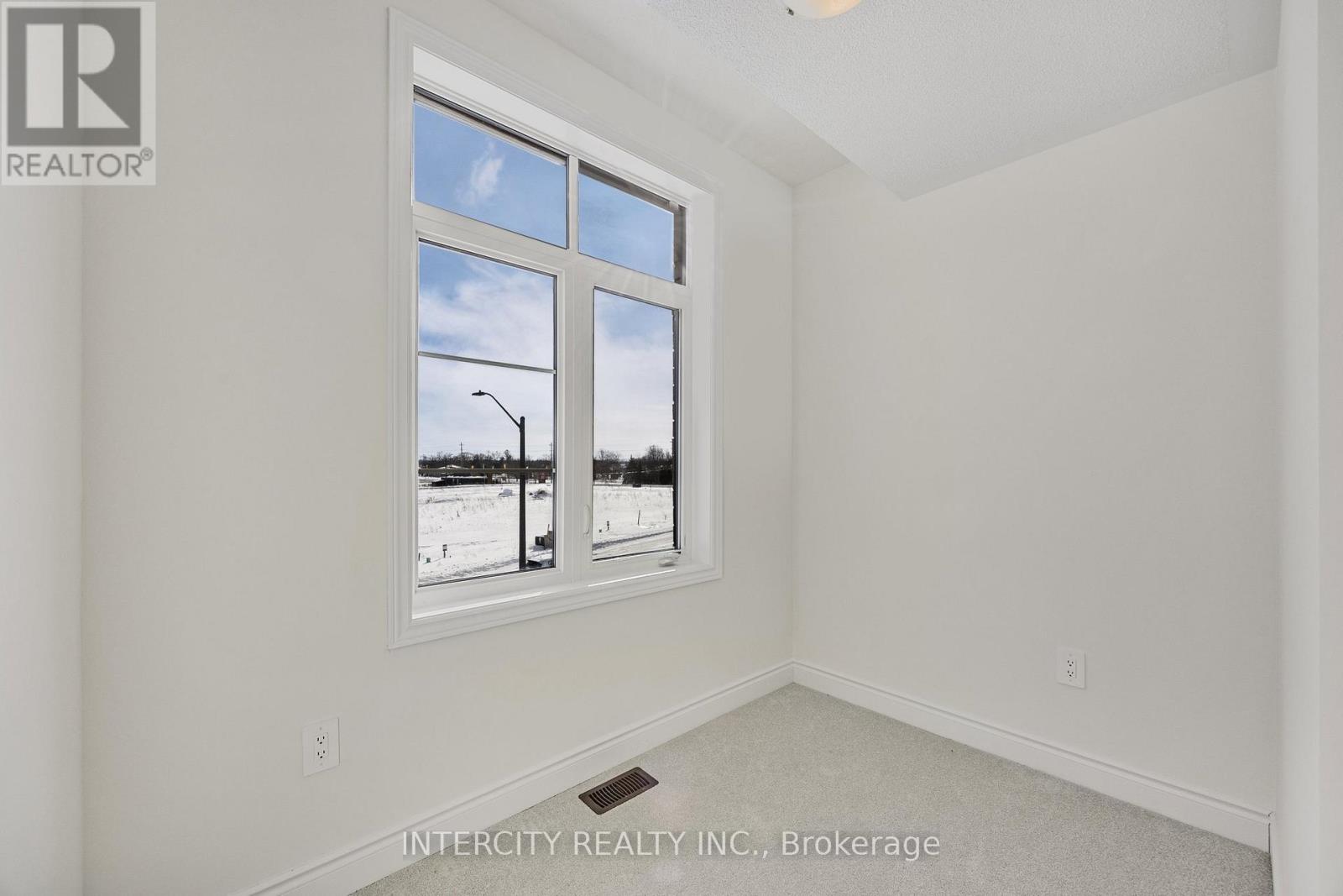 36 Legacy Circle, Wasaga Beach, Ontario  L9Z 0M5 - Photo 44 - S12712434