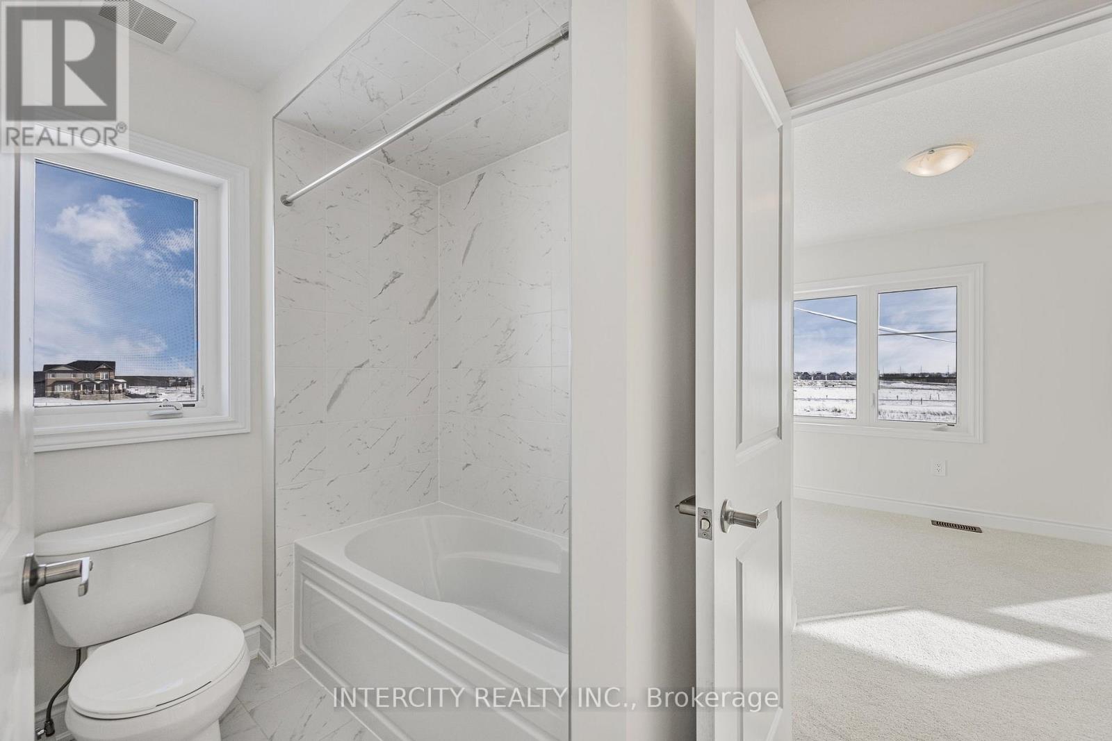 36 Legacy Circle, Wasaga Beach, Ontario  L9Z 0M5 - Photo 45 - S12712434