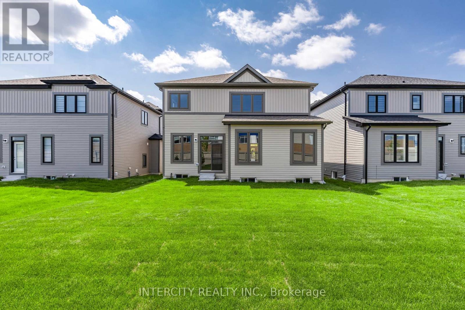 78 Season Crescent, Wasaga Beach, Ontario  L9Z 0M5 - Photo 10 - S12712442