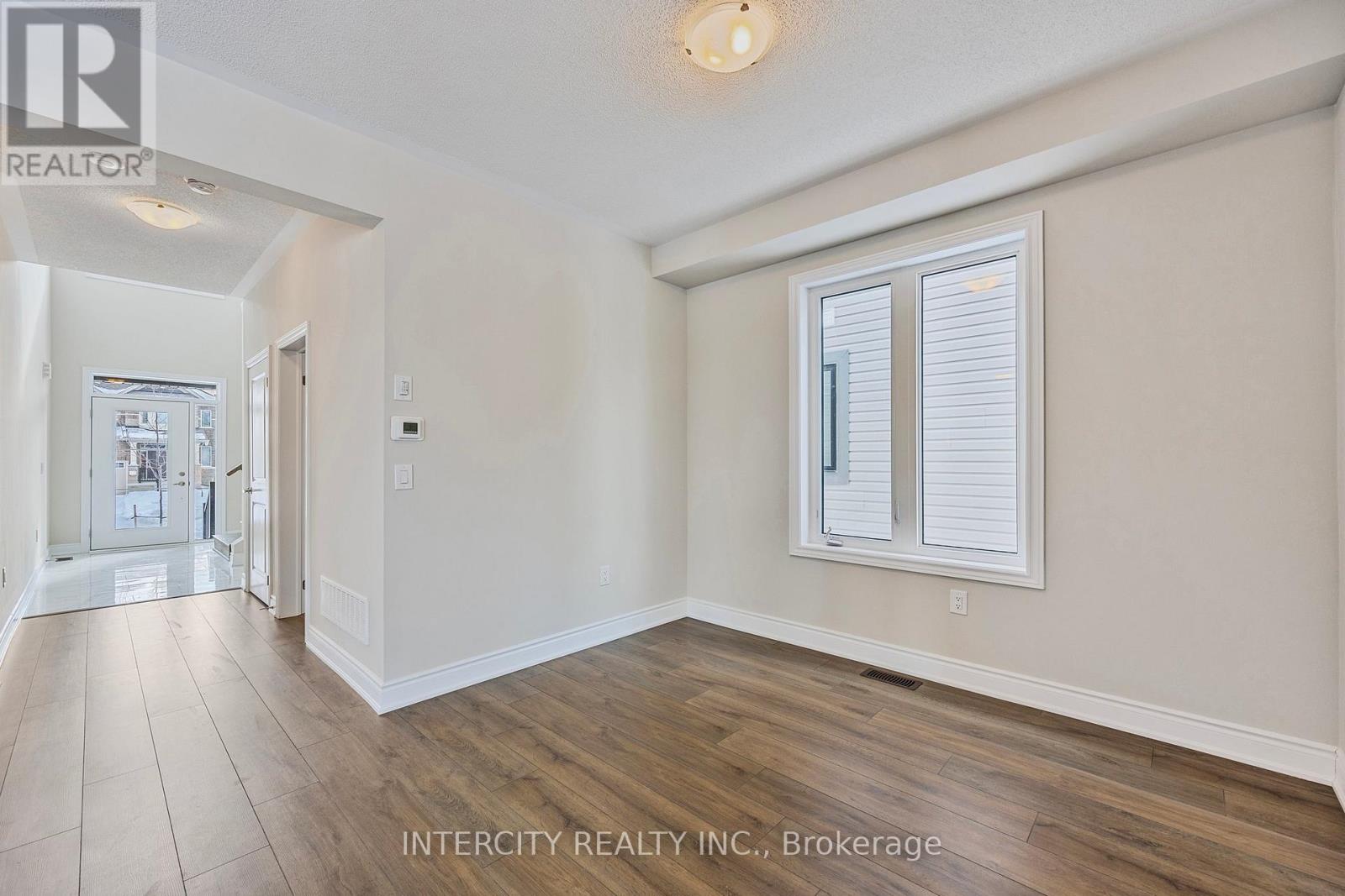 78 Season Crescent, Wasaga Beach, Ontario  L9Z 0M5 - Photo 16 - S12712442