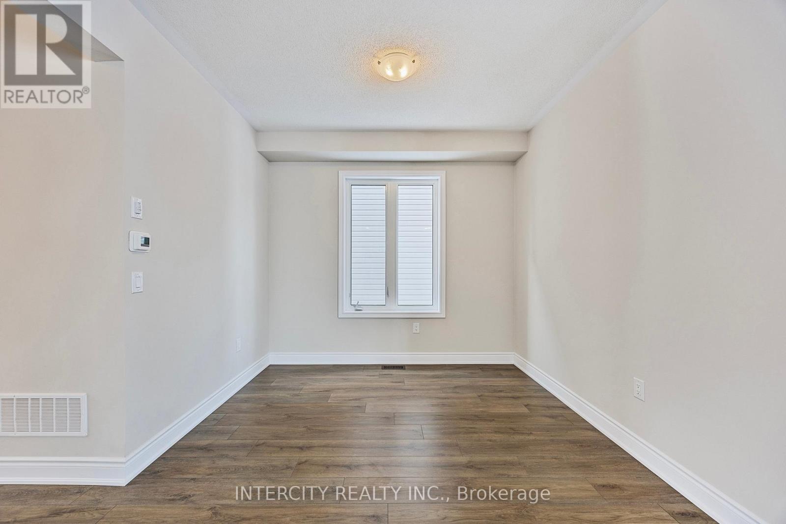 78 Season Crescent, Wasaga Beach, Ontario  L9Z 0M5 - Photo 18 - S12712442