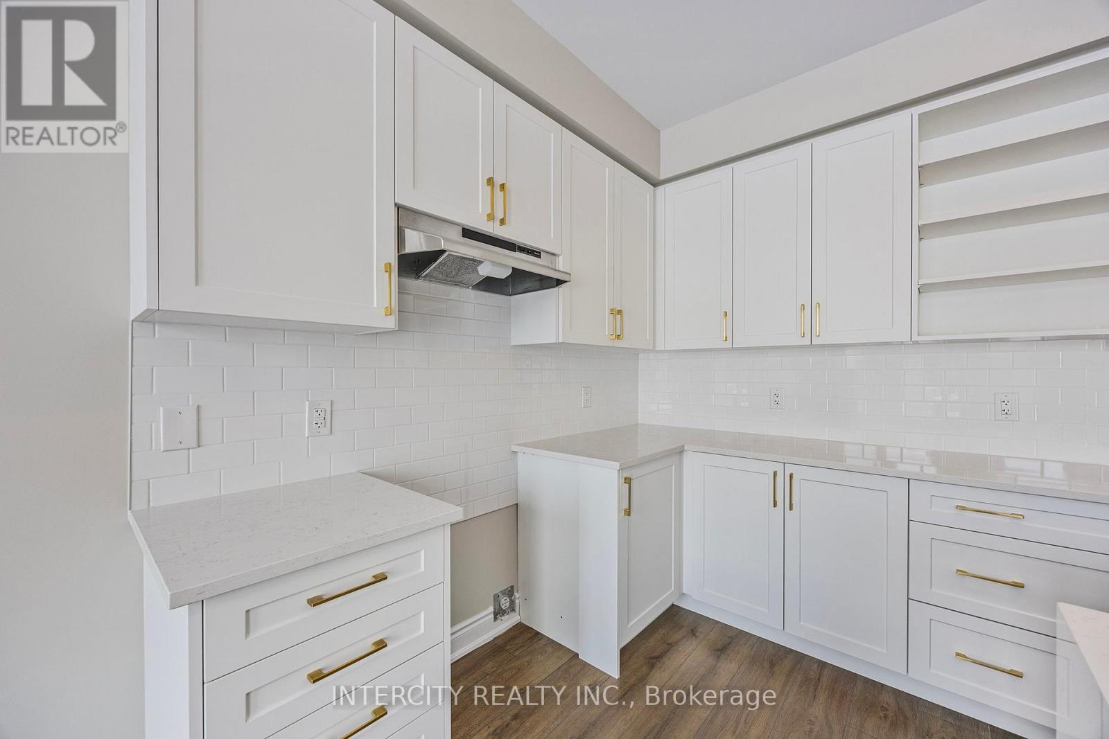 78 Season Crescent, Wasaga Beach, Ontario  L9Z 0M5 - Photo 23 - S12712442