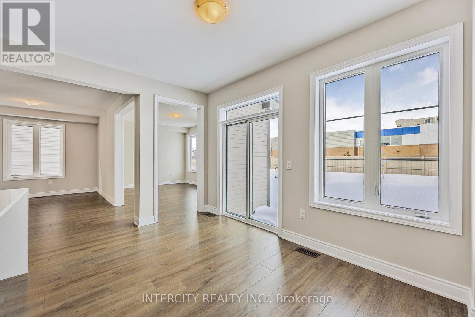 78 Season Crescent, Wasaga Beach, Ontario  L9Z 0M5 - Photo 31 - S12712442