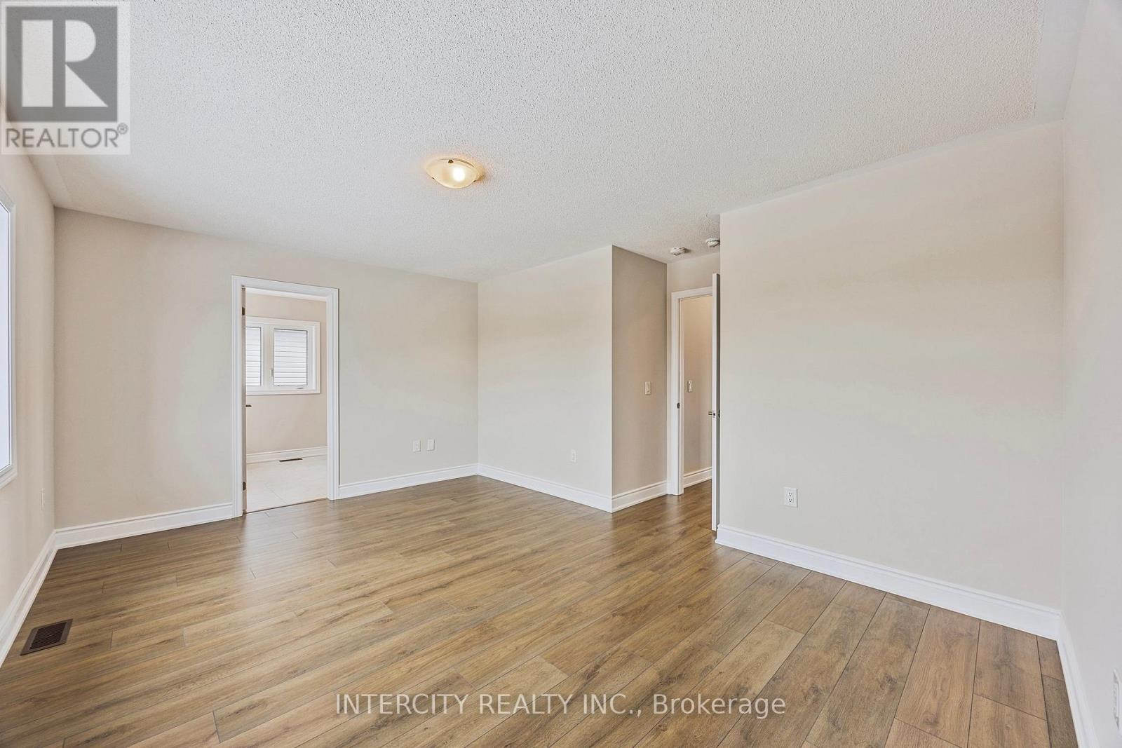 78 Season Crescent, Wasaga Beach, Ontario  L9Z 0M5 - Photo 39 - S12712442