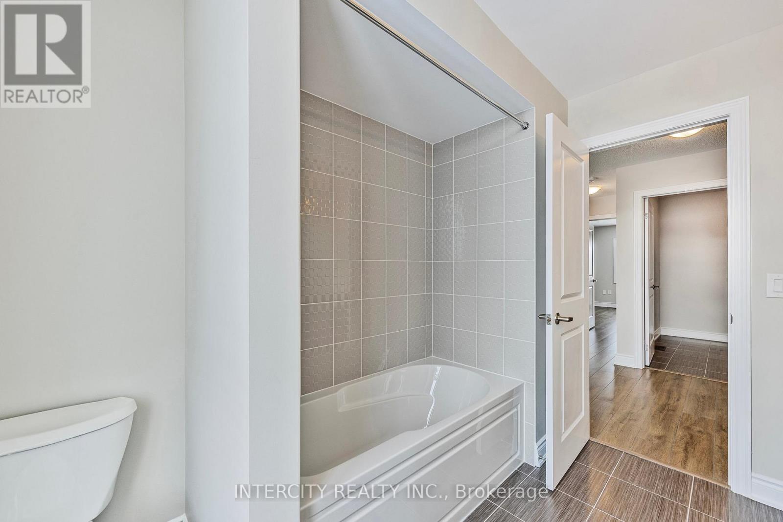 78 Season Crescent, Wasaga Beach, Ontario  L9Z 0M5 - Photo 49 - S12712442