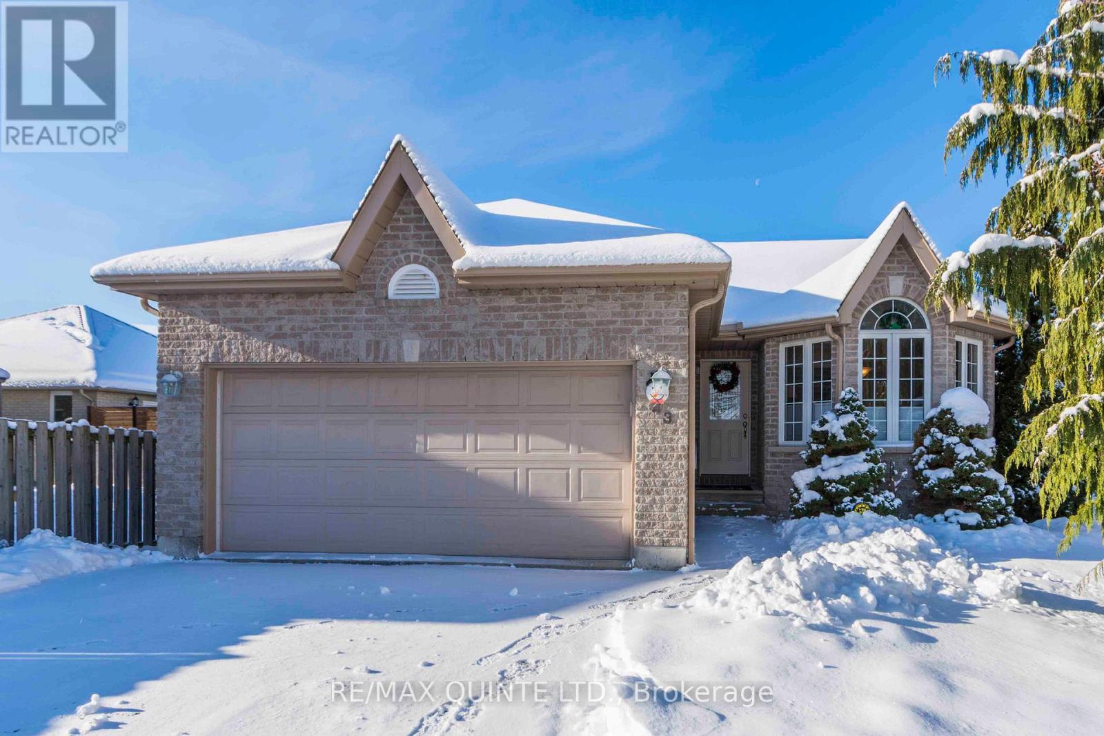 43 Gavey Street, Belleville, Ontario  K8N 4Z5 - Photo 2 - X12628796