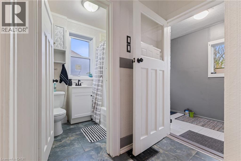 4660 Sixth Avenue, Niagara Falls, Ontario  L2E 4T5 - Photo 21 - 40799706