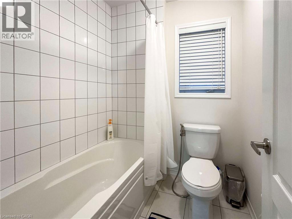 159 Longboat Run W, Brantford, Ontario  N3T 0R9 - Photo 7 - 40799556