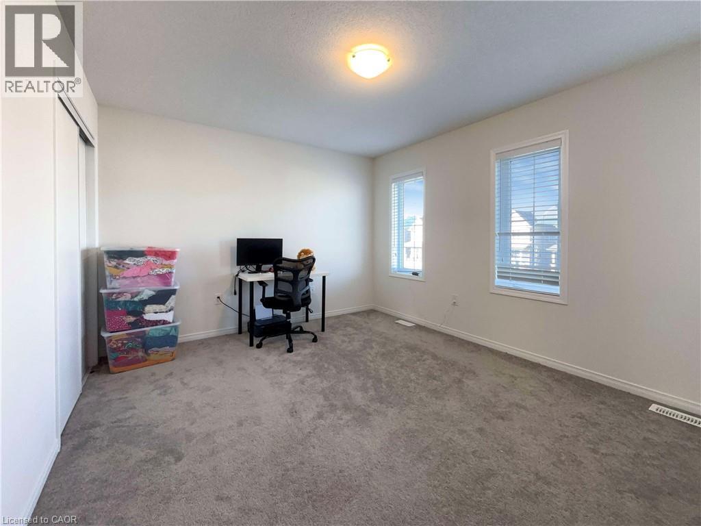 159 Longboat Run W, Brantford, Ontario  N3T 0R9 - Photo 9 - 40799556