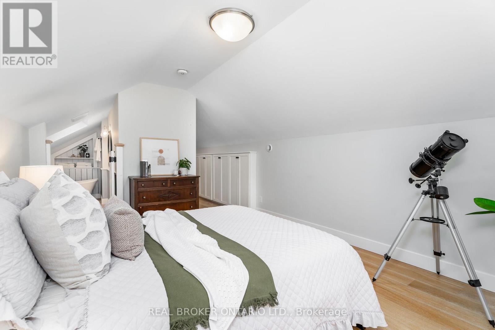 17170 Old Main Street, Caledon, Ontario  L7K 0E6 - Photo 19 - W12712426