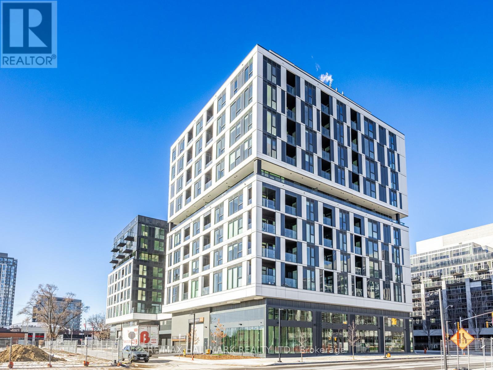 720 - 1037 THE QUEENSWAY, Toronto, Ontario