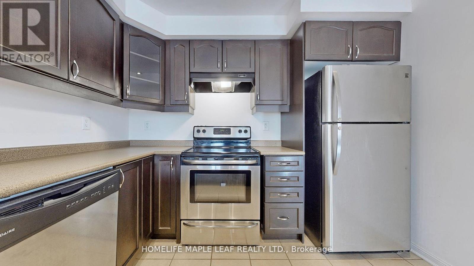 211 Woodley Crescent, Milton, Ontario  L9T 8B8 - Photo 12 - W12712592