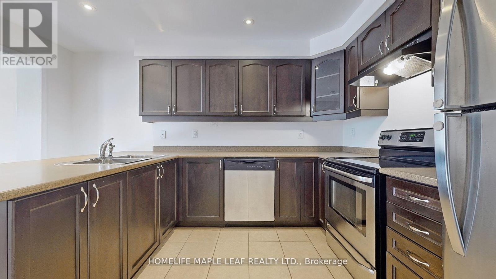 211 Woodley Crescent, Milton, Ontario  L9T 8B8 - Photo 13 - W12712592